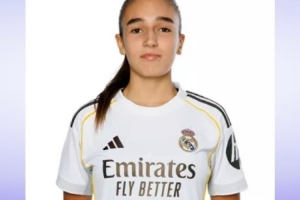 首战中国U17女足！记者：皇马传奇劳尔的女儿参加上海明日之星杯
