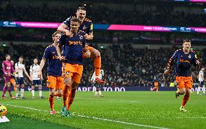电讯报：尽管纽卡估值已突破20亿英镑，但沙特公投基金无意出售