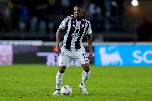 卡卢卢：本场比赛尤文本可以进更多球，斯帕莱蒂帮助我变得更全面