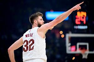 迪恩·韦德：我也曾待过很出色的骑士队 但这支76人显然更胜一筹