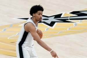 哈珀：我会钻研新秀魔术师取得成功的秘诀 他既夺冠又拿了FMVP