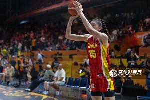 记者：韩旭真是世界级中锋 若无疫情等因素影响 她现在只会更强