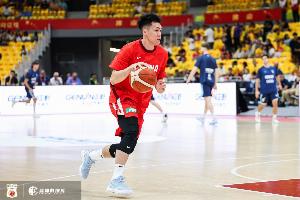 能攻善传！庞峥麟6中2贡献11分4板7助 正负值+25