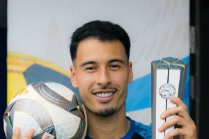 帽子戏法！官方：马丁内利当选新月6-0布赖代合作全场最佳球员