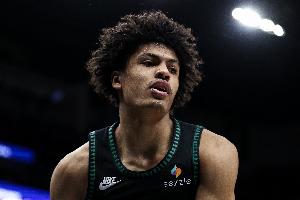 芬奇谈19岁小将贝兰热：他能抓住机会 是本赛季的关键因素