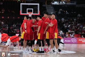 媒体人：先是日韩然后是黎巴嫩伊朗 打中国队的都会变成金州勇士
