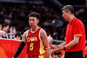 媒体人：伊朗不准是对手防守压力够 打中国队准因咱防守压力不够