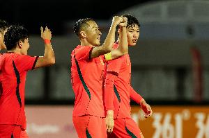 韩媒：吴曦堪比中国莫德里奇 对韩国最有威胁的不是U23是37岁的他