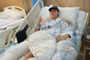 李嗣镕手术后社媒晒照：非常不幸再次遭遇伤病，养好伤重新出发