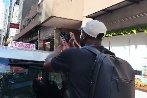 韦德谈喜欢摄影：大家总低头看手机 相机会让你重新抬头看世界