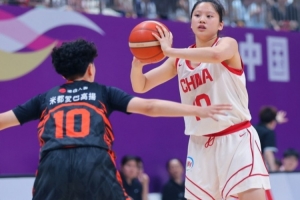 老问题真头疼！中国U18女篮出现多达21次失误 日本队仅9次