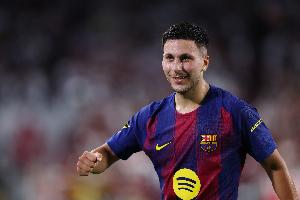 每体：巴德吉已经可以开车，但他还需要数月才能重返赛场