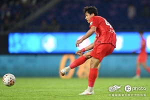 2026怡宝中超联赛第27轮，浙江俱乐部绿城2比4上海海港