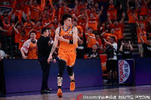 苦战旧主！张镇麟出战34分钟11中5拿下17分3板4助1帽