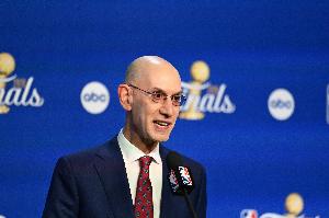 萧华：有人竟能押注教练何时被解雇 NBA必须对博彩市场拥有控制权