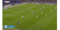 巴黎攻势连连，阿什拉夫头球攻门中柱